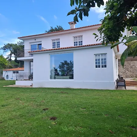Дом отдыха Casa Con Vistas Al Mar Con Terreno En Pontevedra Понтеведра