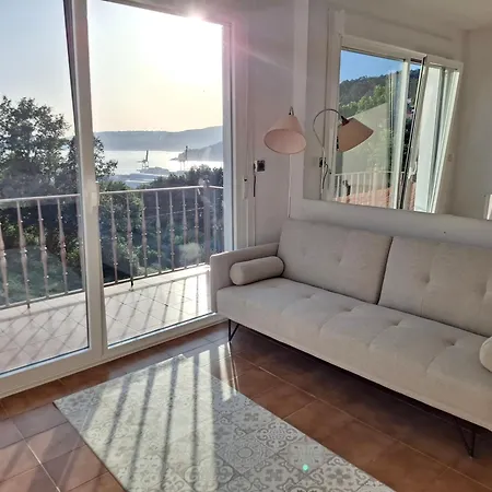 Дом отдыха Casa Con Vistas Al Mar Con Terreno En Pontevedra Понтеведра
