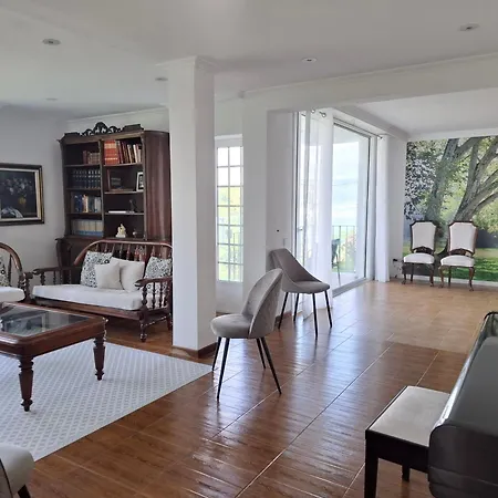 Casa Con Vistas Al Mar Con Terreno En Pontevedra * Понтеведра
