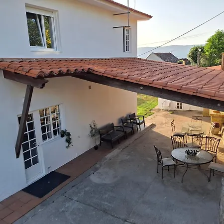 Casa Con Vistas Al Mar Con Terreno En Pontevedra * Понтеведра