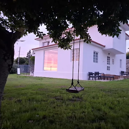 Дом отдыха Casa Con Vistas Al Mar Con Terreno En Pontevedra