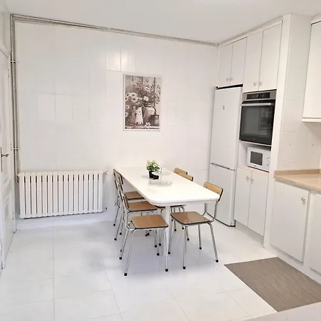 Дом отдыха Casa Con Vistas Al Mar Con Terreno En Pontevedra Понтеведра